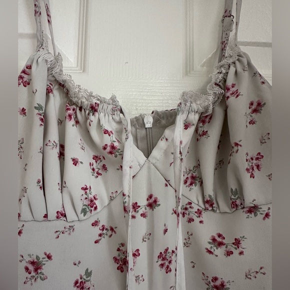 Red Floral Mini Cottage Dress With Ties in Extra Small - Picture 3 of 10